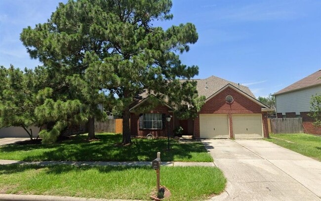 Building Photo - 723 N Vista Dr Rental