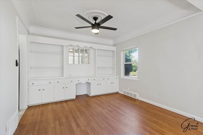 Photo - 3 Bedroom - 2.5 Bath - Redford - $1425