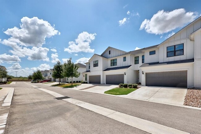 441 Fieldwood Dr