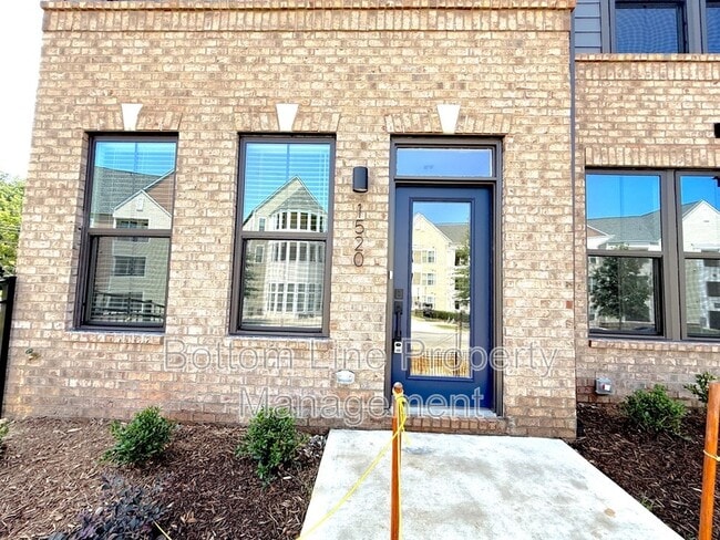 Photo - 1520 Samuel St