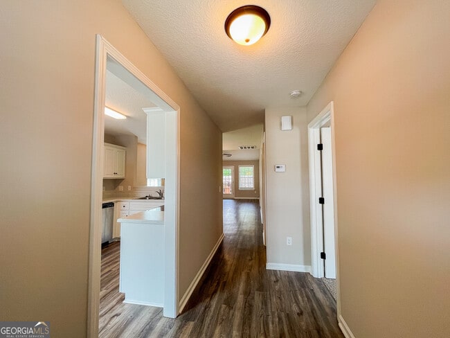 Photo - 546 Deerchase Ct