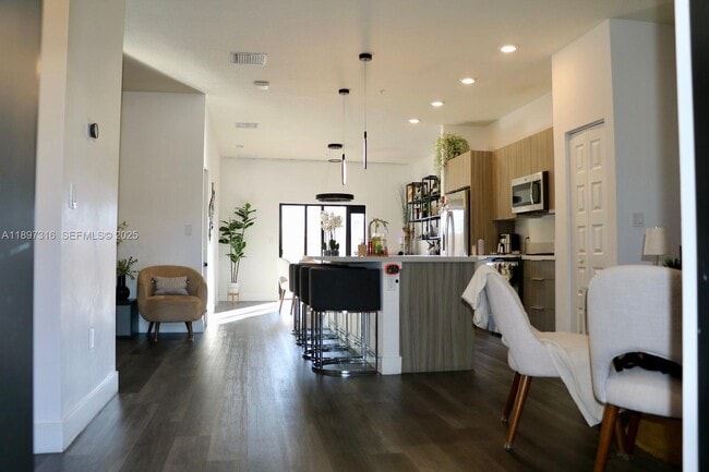 Photo - 7819 NW 104th Ave Unidad 3