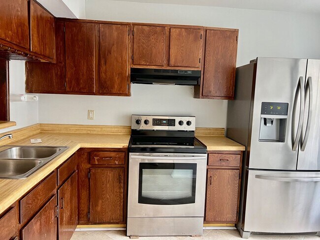 Photo - 2BD/ 2.5BA Townhouse near Town Center! Was...