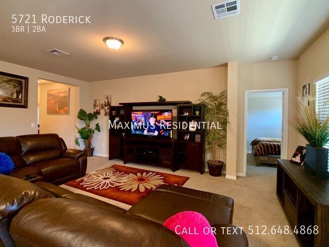 Photo - 5721 Roderick-