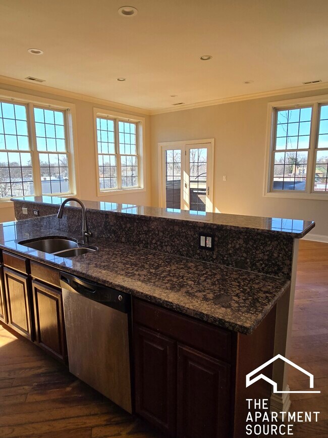 Photo - 2338 W Morse Ave Unidad 2