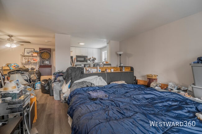 Photo - 2320 N Nordica Ave Unit #207