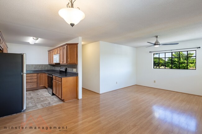 91-1046 Kaiau Ave - H - 91-1046 Kaiau Ave - H Condo