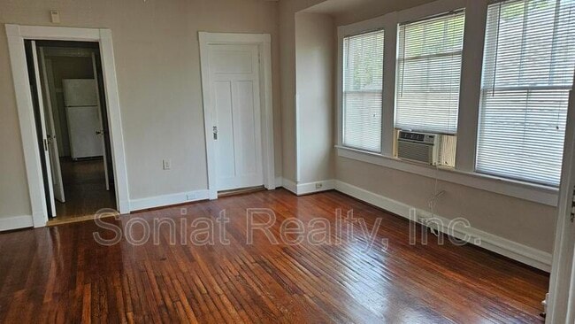 Photo - 5320 Prytania St