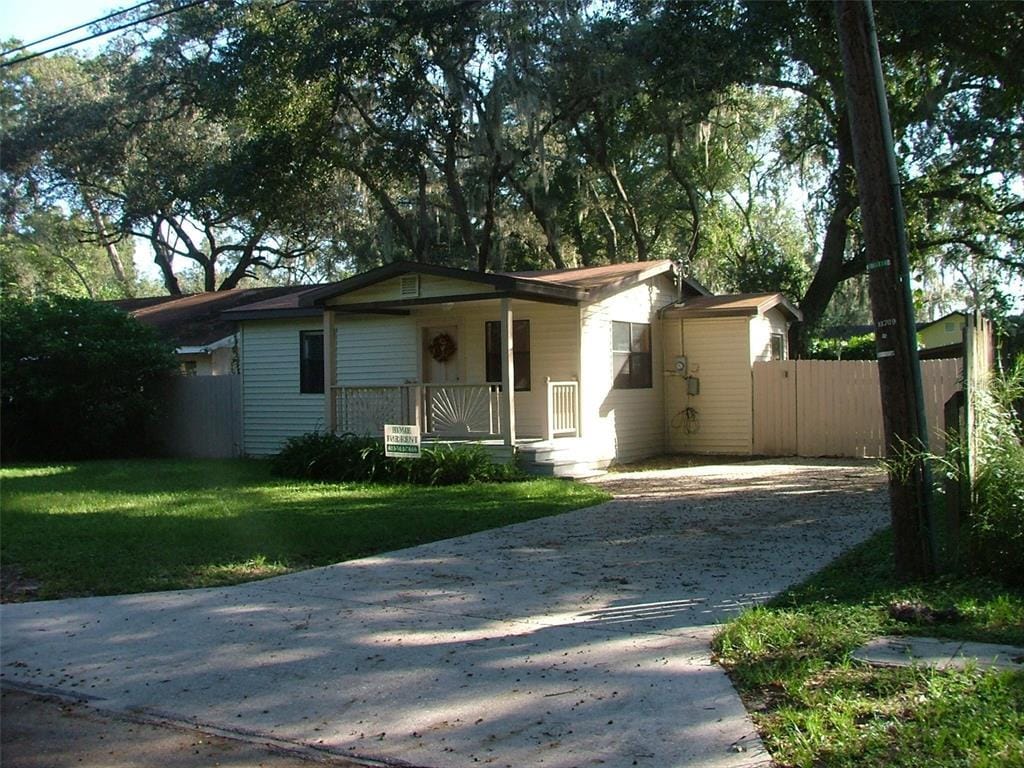 Photo - 11709 Hoyt Ave