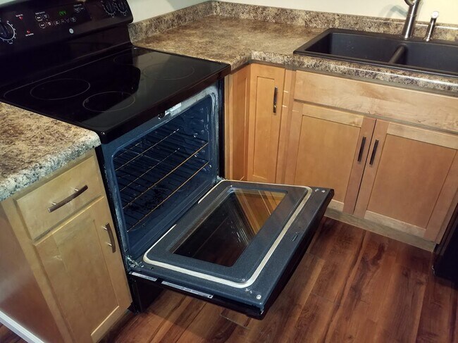 Photo - 1025 Riverside Dr Unit A