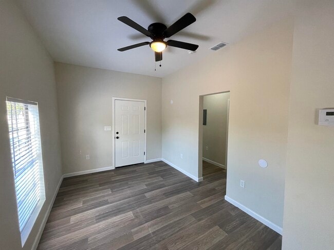 Photo - 1509 Monterrey Ave Casa