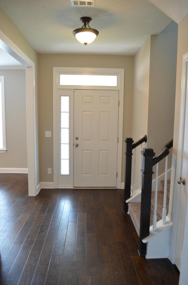 Photo - 1715 Davenport Dr