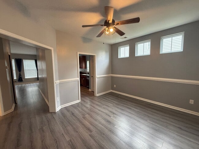 Photo - Beautiful 3 Bedroom Home in Weatherstone