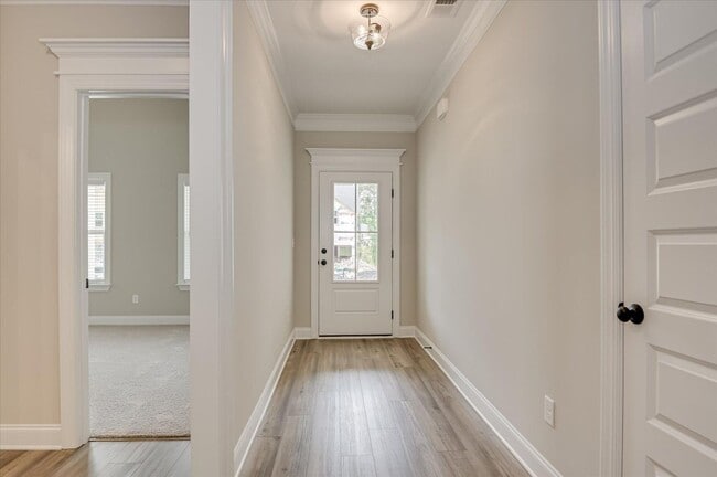 Photo - 136 Tanager Ln