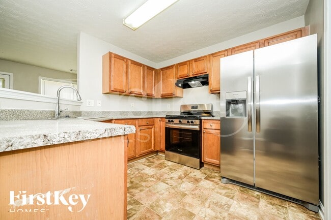 Photo - 619 Shadow Valley Ct