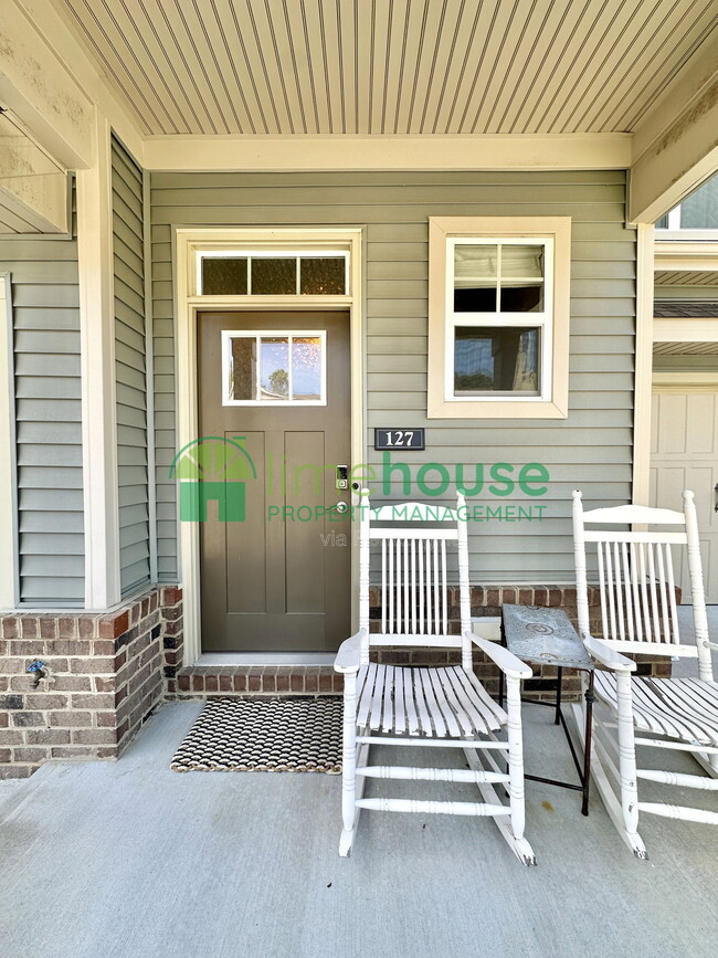 Photo - 127 Repose Ln
