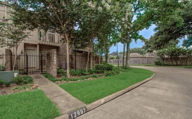 Photo - 12697 Briar Patch Dr