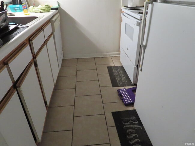 Photo - Room in Condo on Crab Orchard Dr