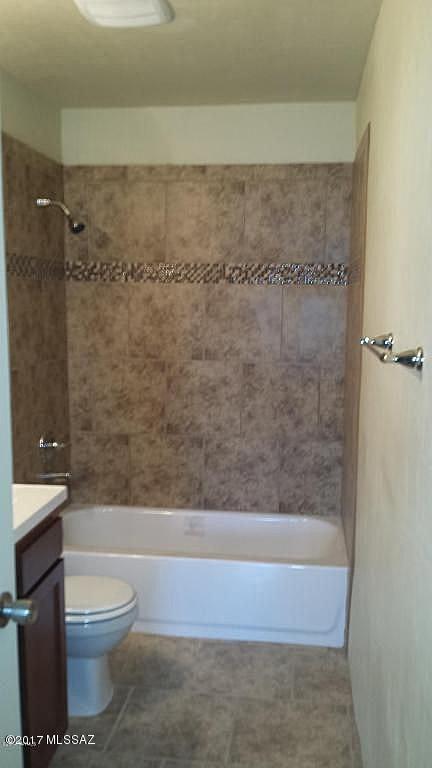 Photo - 2125 N Euclid Ave