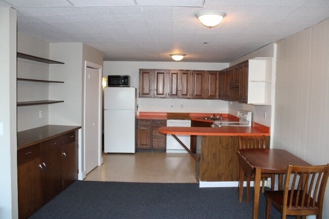 Photo - 146 Main St Unit 2
