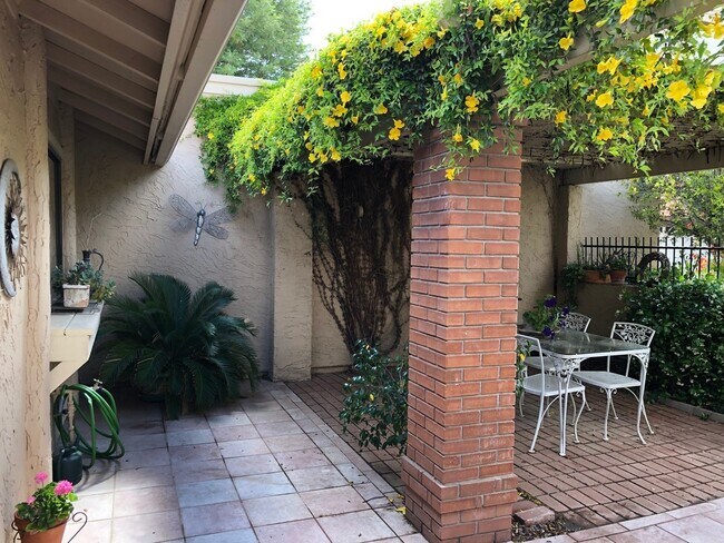 Photo - Lovely Home in 45+ Active Adult Community of Leisure World Available May through October 2025!