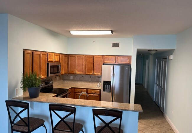 Photo - 2400 Grandiflora Blvd