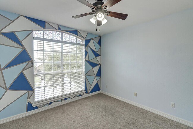 Photo - 7810 Duchess St