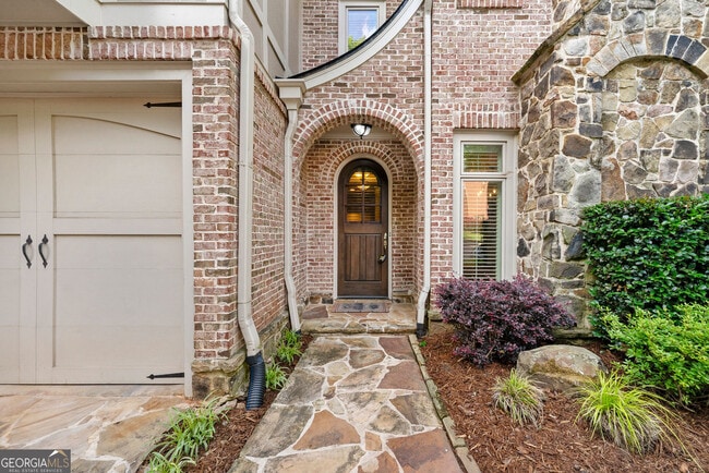 Photo - 2041 Mendenhall Cir