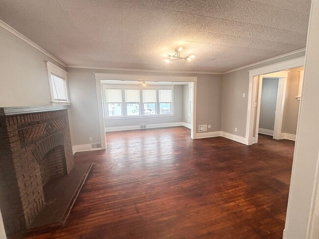 Photo - 70 Houston St Unit 70 Houston Lower