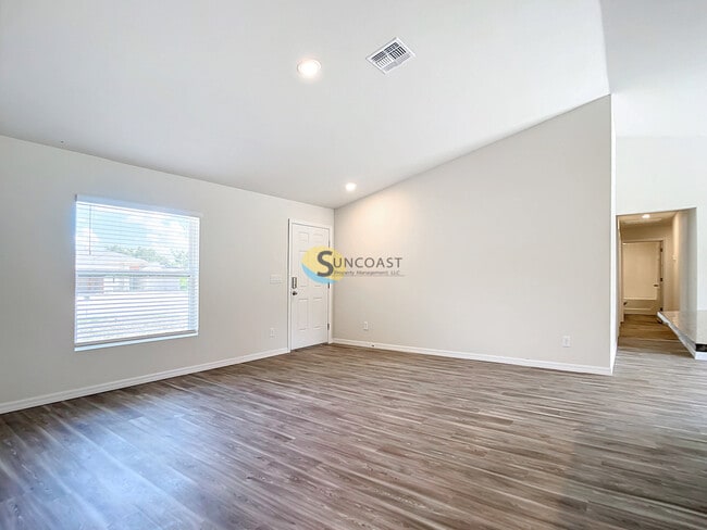 Photo - 11501 N Landover Terrace