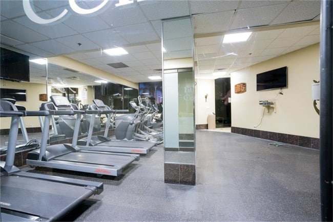 Photo - 3525 Sage Rd Unit #702