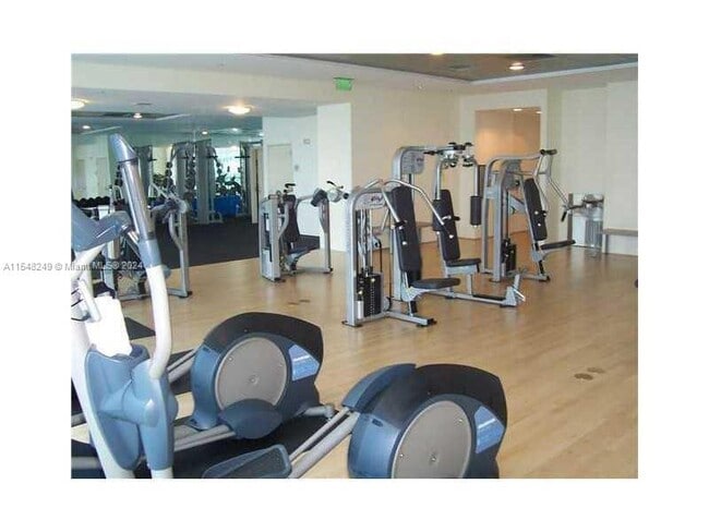 Photo - 1331 Brickell Bay Dr