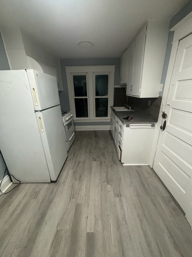 Photo - 516 W Third st Unit 516 W 3rd St Apt 4