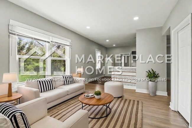 Photo - 520 Englewood St