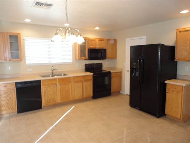 Photo - 2205 E 35th Ave