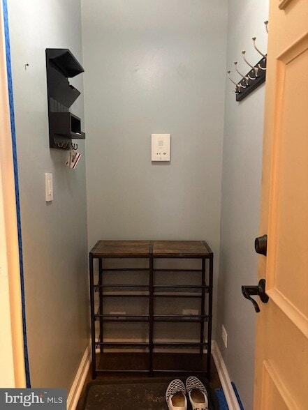 Photo - 206 N George Mason Dr Unit 1
