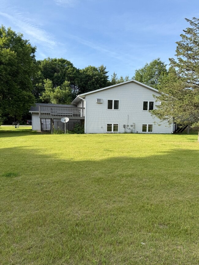 Photo - W6527 Woodhaven Cir