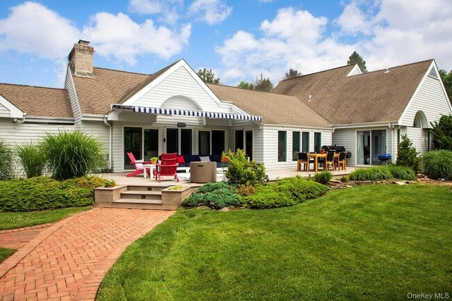 Building Photo - 16 Laila Ln