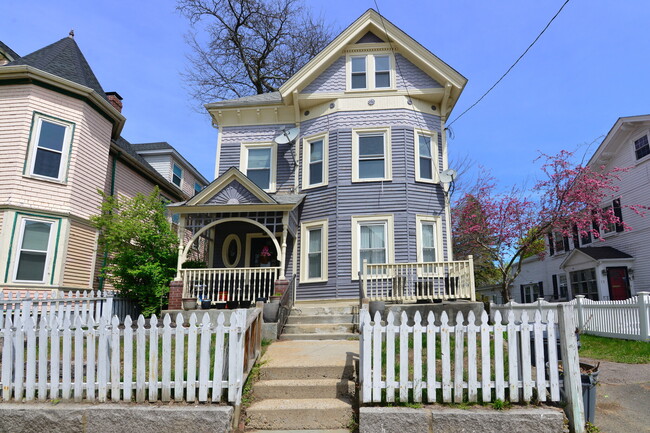 Photo - 75 Munroe St Unit 2