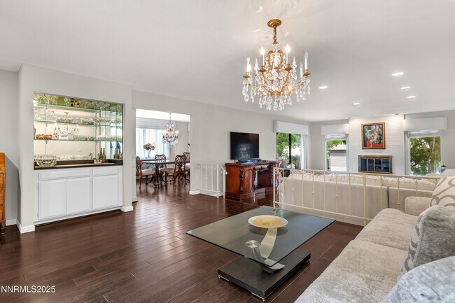 Building Photo - 4953 Lakeridge Terrace W