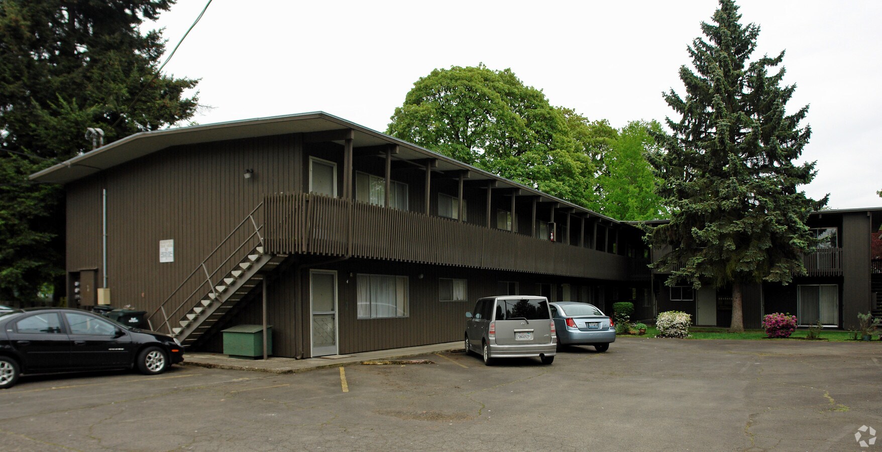 Photo - Westen Manor