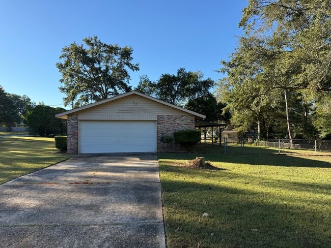 Photo - Available NOW-  103 Meadowlark-1/2 Off the first month rent with a 12-month lease