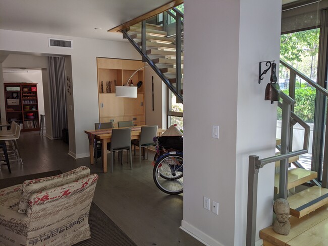 Entrance - 38 N Almaden Blvd Unit 101