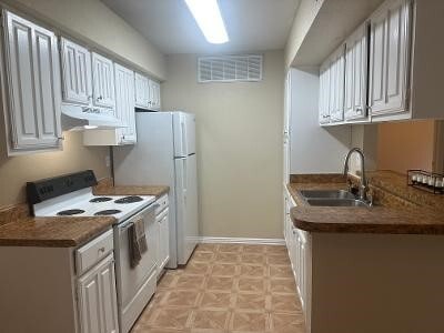 Building Photo - 12955 Woodforest Blvd Unit 47