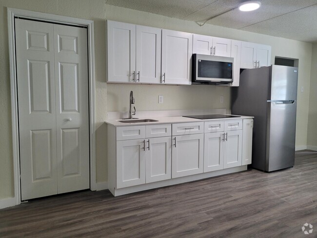 Building Photo - Broadview Rental