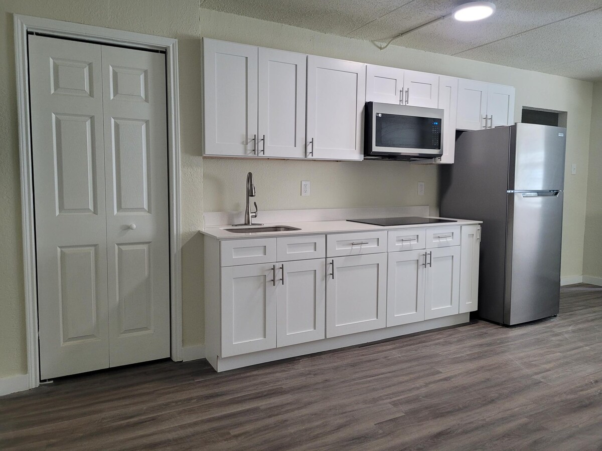 Broadview - Broadview Apartments