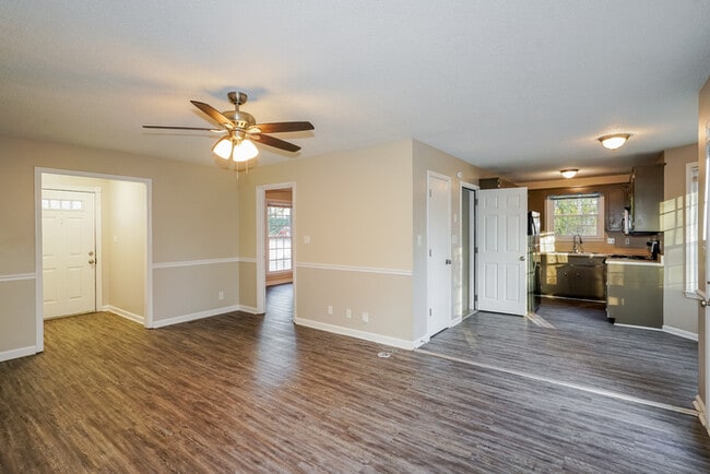 Photo - 2704 Knob Ct