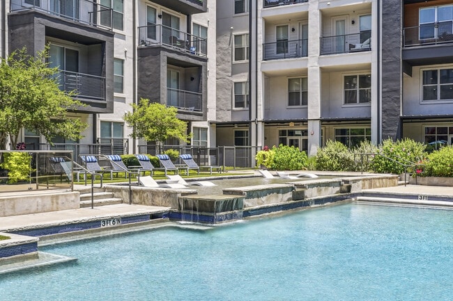 Photo - Archer Medical District