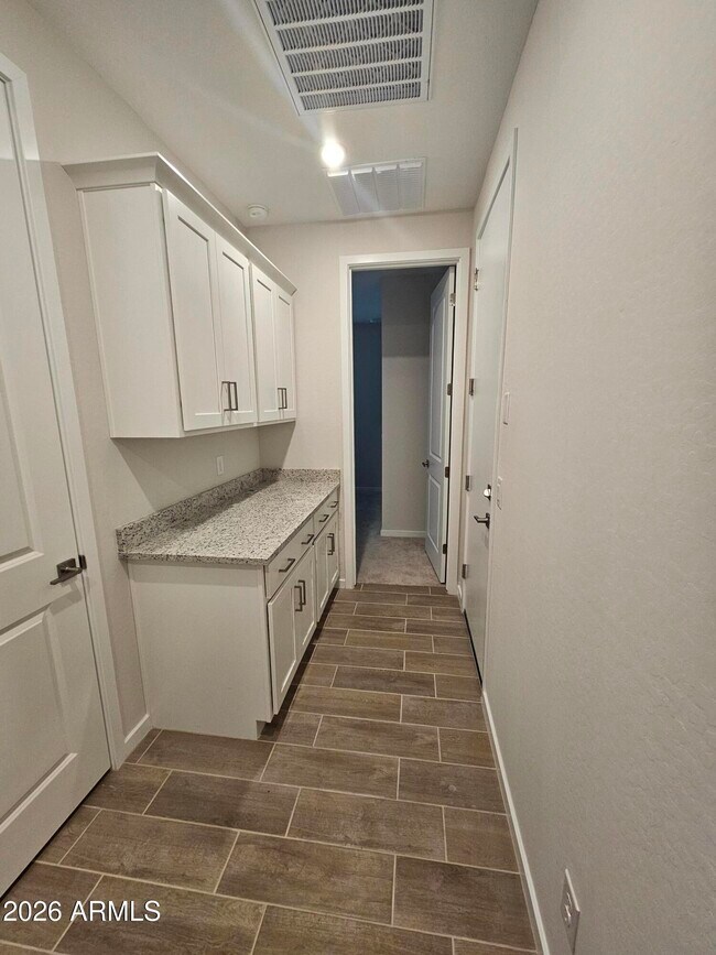 Photo - 23011 W Potter Dr