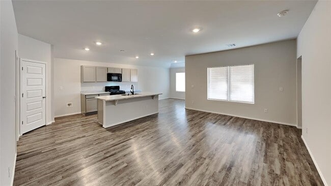 Photo - 1825 Spanish Cedar Ln